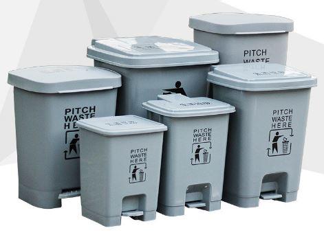 Basurero Plastico Pedal Gris 30L